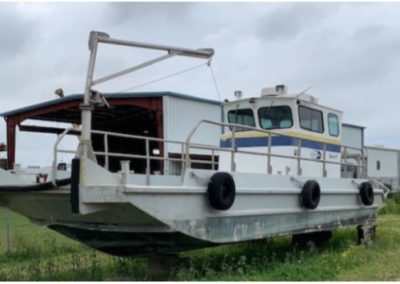 40′ X 10′ Deck Boat (ME1206)